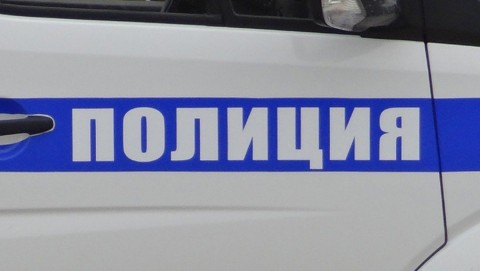 В Панинском районе полицейские задержали подозреваемого в угоне автомобиля